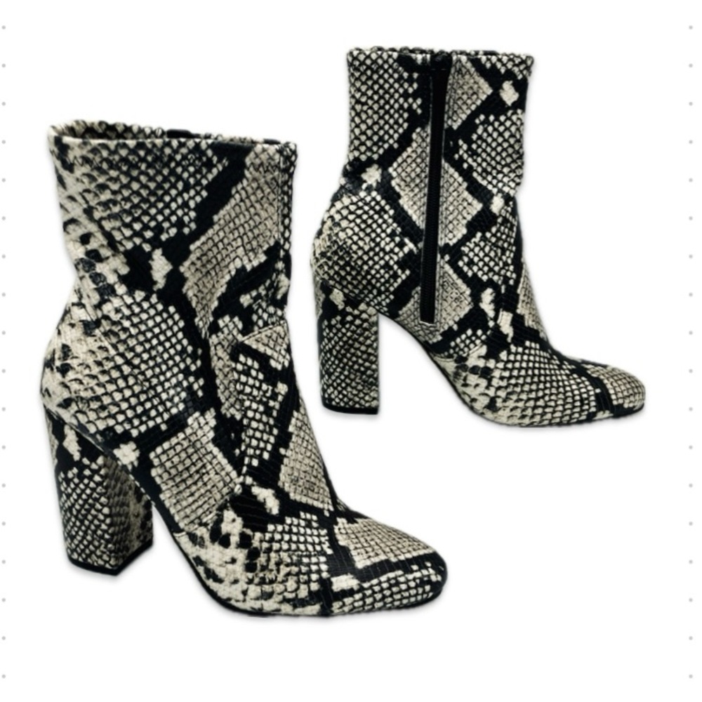 Aldo Aurella 3.5” Block Heel Snakeskin Pattern Ankle Boots size 7 EUC - Picture 1 of 10